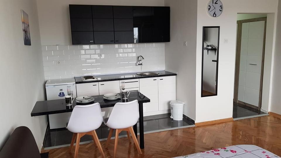 Central View Apartment Skopje Exterior photo